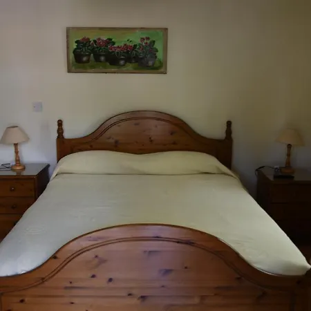 Cozy House With Swimming Pool And 100m To Sea! Larnaca